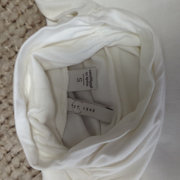 White Mock Neck long sleeve top - Picture 4 of 9